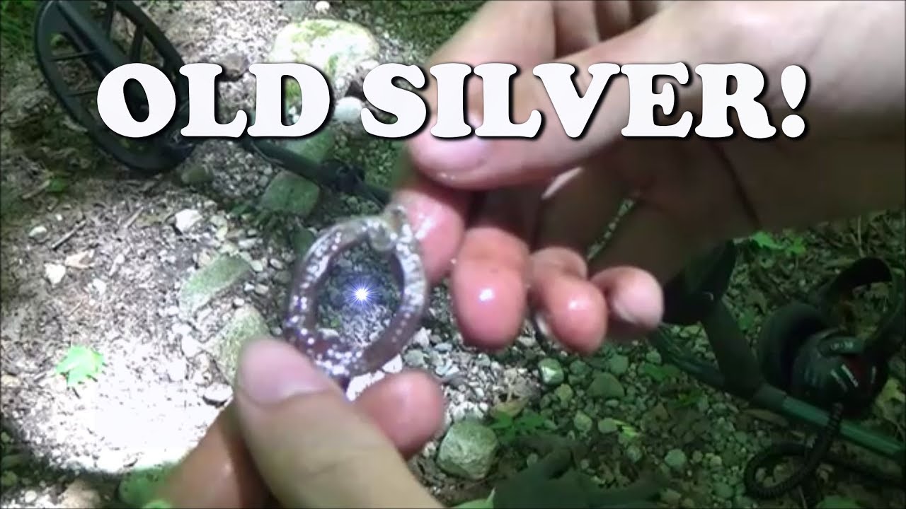 HUNTING FOR COLONIAL RELICS IN CONNECTICUT! METAL DETECTING CELLAR HOLES IN THE WOODS