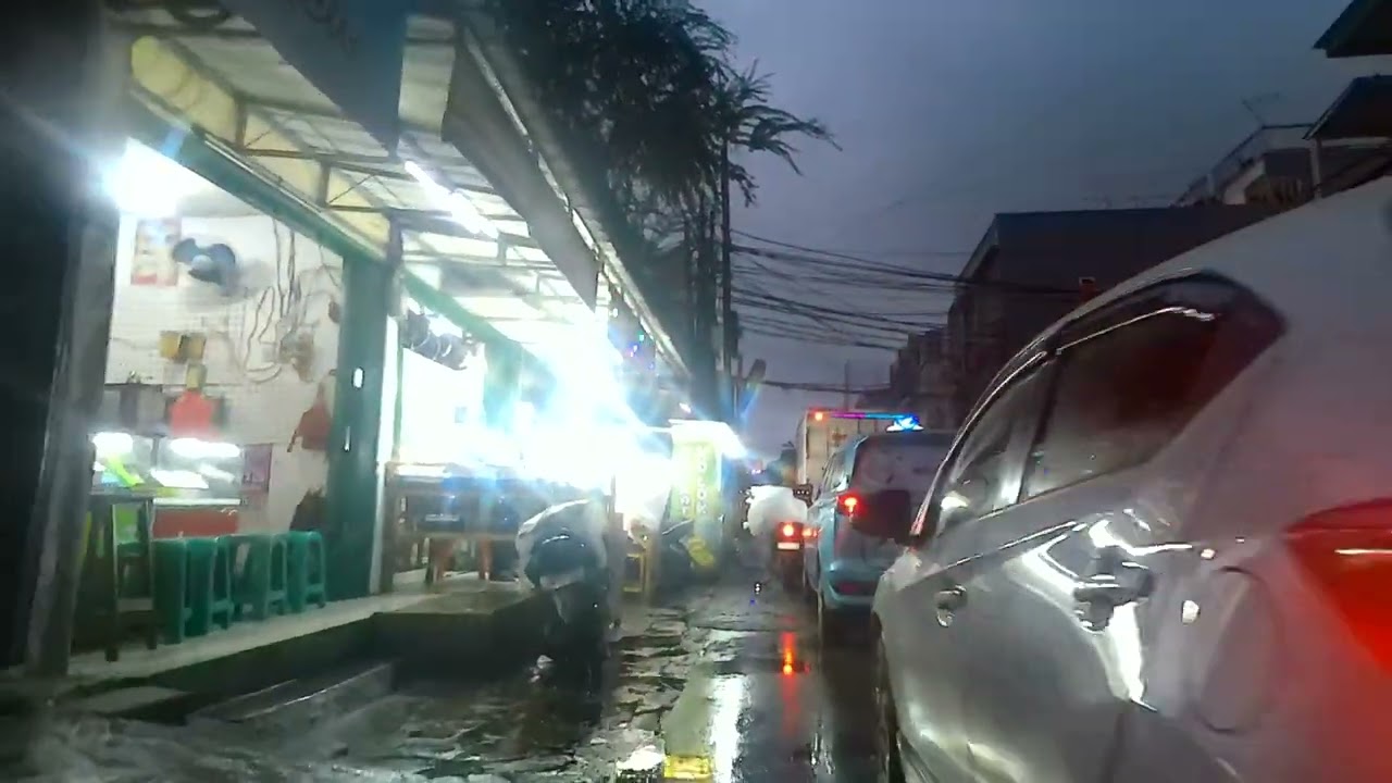 Seharian hujan terud menerus 