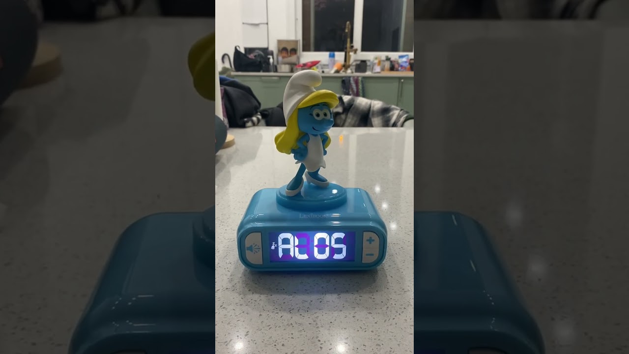 RL800SF - The Smurfs Alarm Clock with sounds - Lexibook
