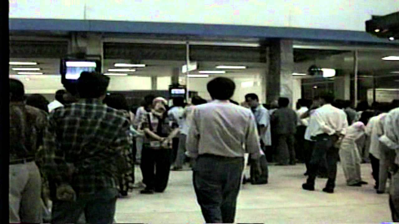 VietNam 1996 Tien Ba Ma Linh Phi Truong Tan Son Nhat.mpg