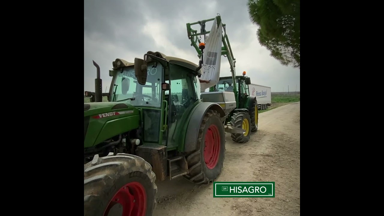 Abonadora localizada para plantaciones de arboleda.