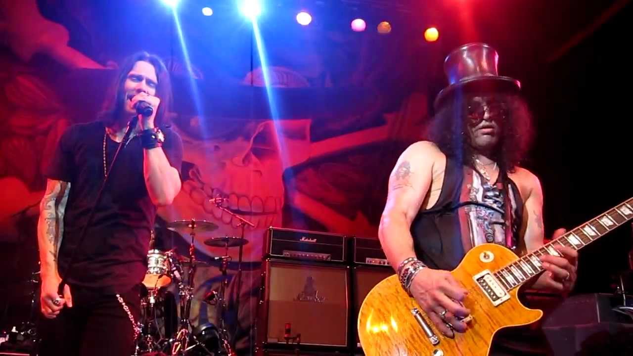 SLASH feat. MYLES KENNEDY 