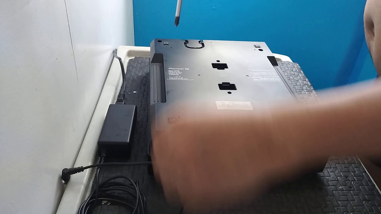 Pioneer XDJ-700 Fixing Cue Button