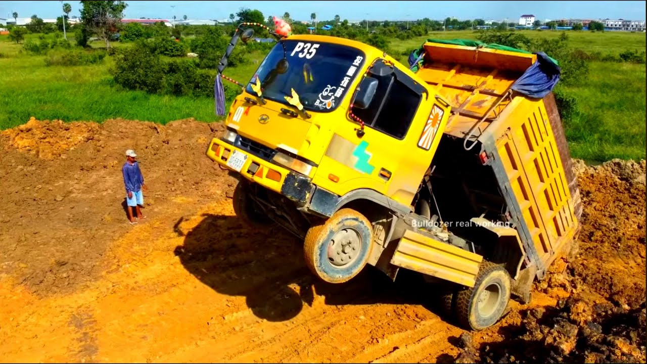 Incredible!! Dump Truck 5ton Fly Back Unloading Stuck Deep Heavy Recovery Bulldozer Komatsu Help Re…