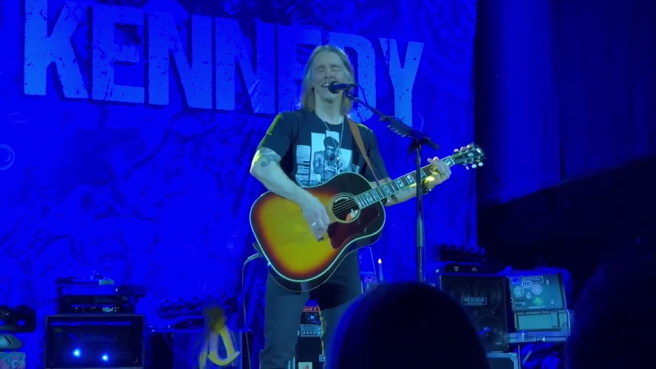 Myles Kennedy – “All Ends Well” (Alter Bridge) Acoustic, Live in Seattle 4K
