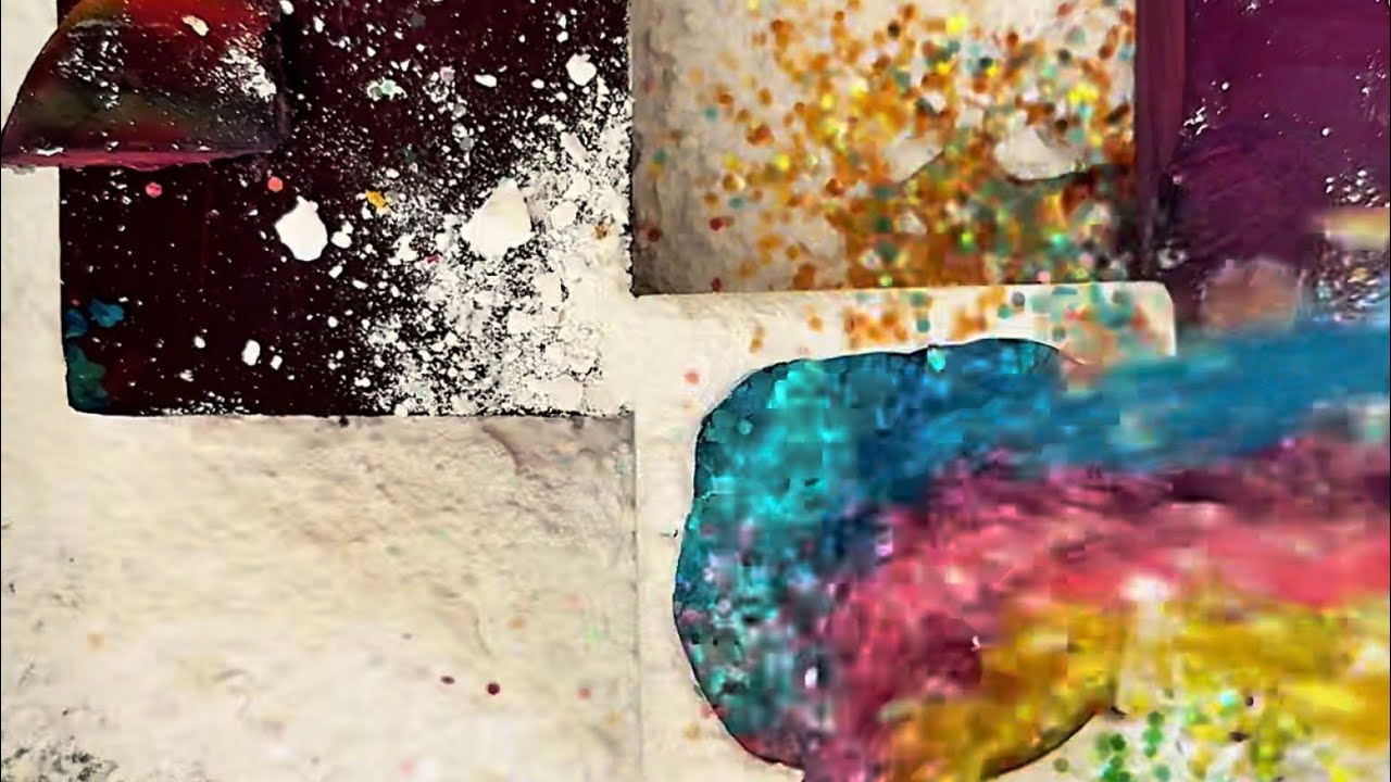 Gym chalk bomb & dyed crunchy gym chalk | 