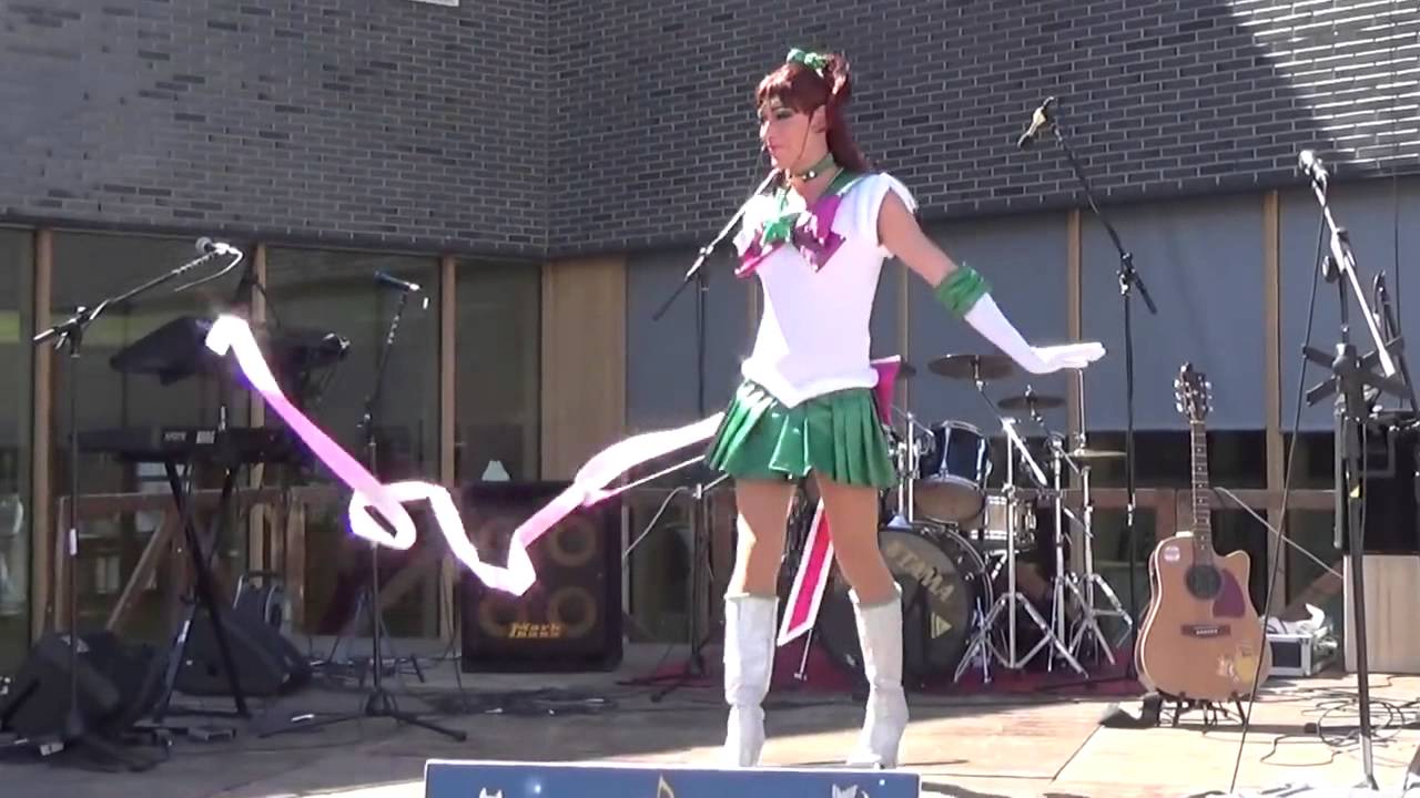 Sailor Jupiter Cosplay
