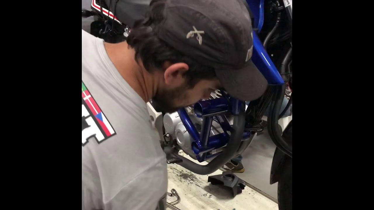 Colocando proteção de motor na titan 160!