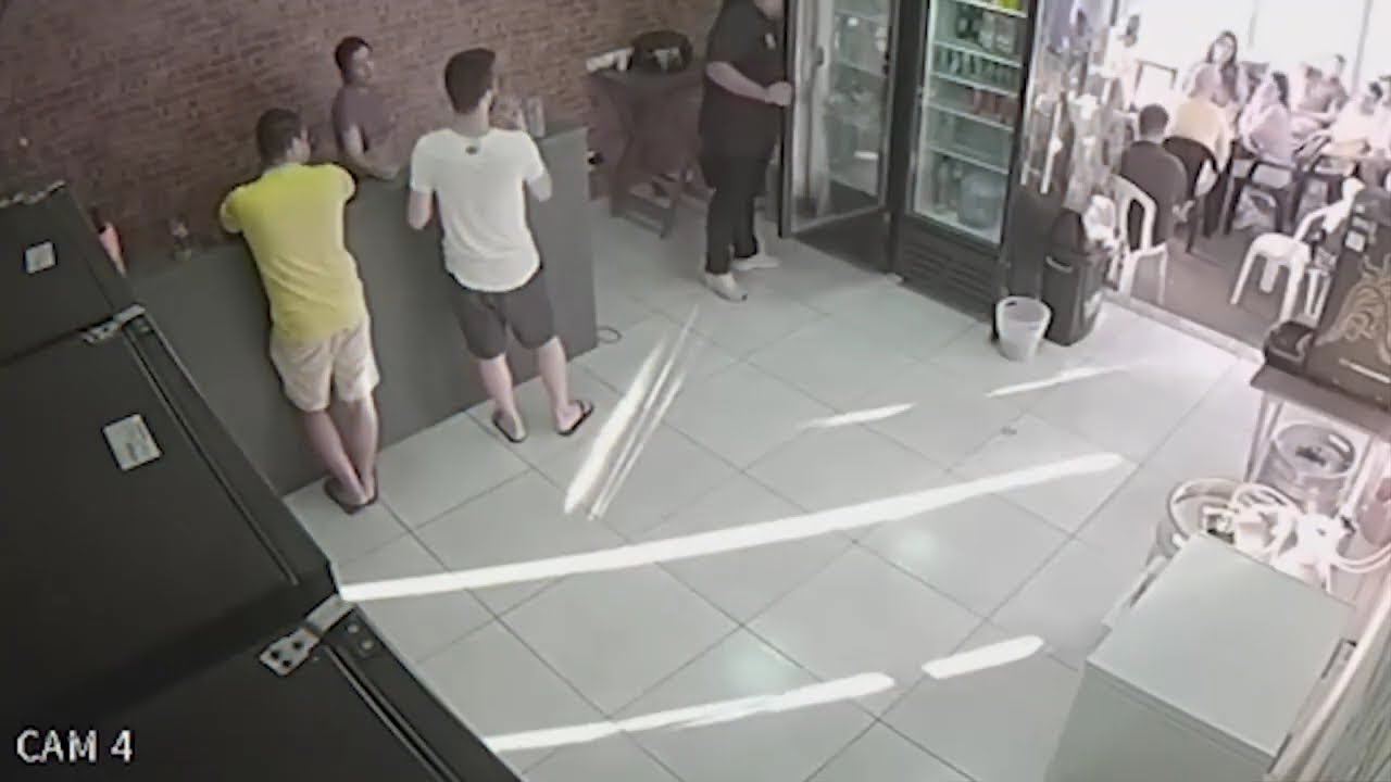 NIE WIEDZIELI ŻE OBSERWUJE ICH KAMERA!