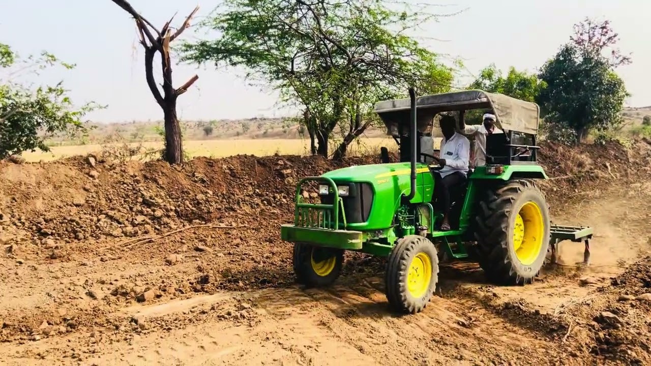 🚜🦌 John tractor key power cultivator king  ￼ subscribe my YouTube channel #minivlog 