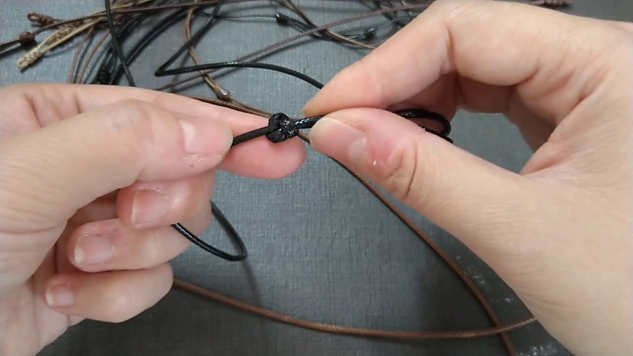 伸縮抽繩穿繩墜鍊(仿皮繩可燒灼收尾)