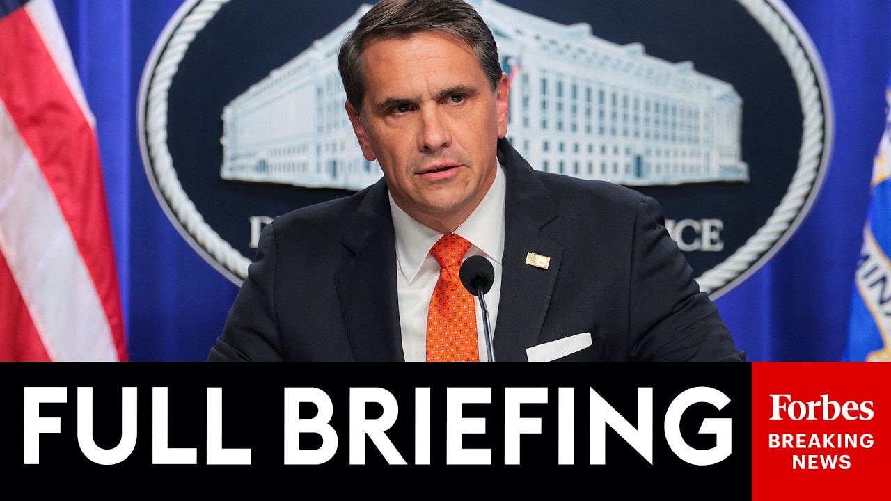 Срочные новости: Исполняющий обязанности генерального прокурора Тодд Бланш провел первую пресс-ко...