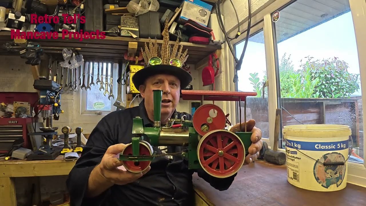 Wilesco steam roller,let’s fire old smoky up into steam 