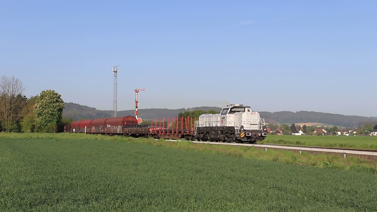 Pure Nebenbahnromantik: Die Besta-Übergabe. | DB Cargo DE18 (4185 044)
