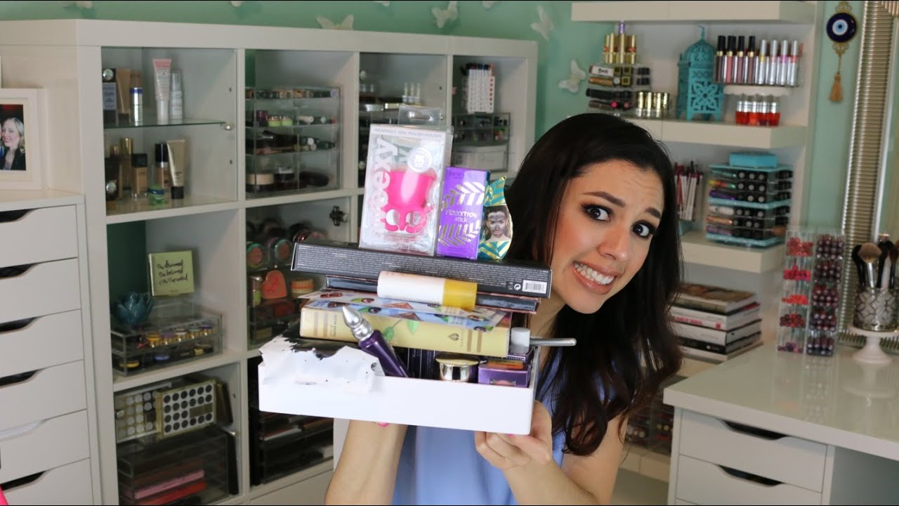 MASSIVE BEAUTY HAUL | Urban Decay, JulieG, tarte, Kat Von D