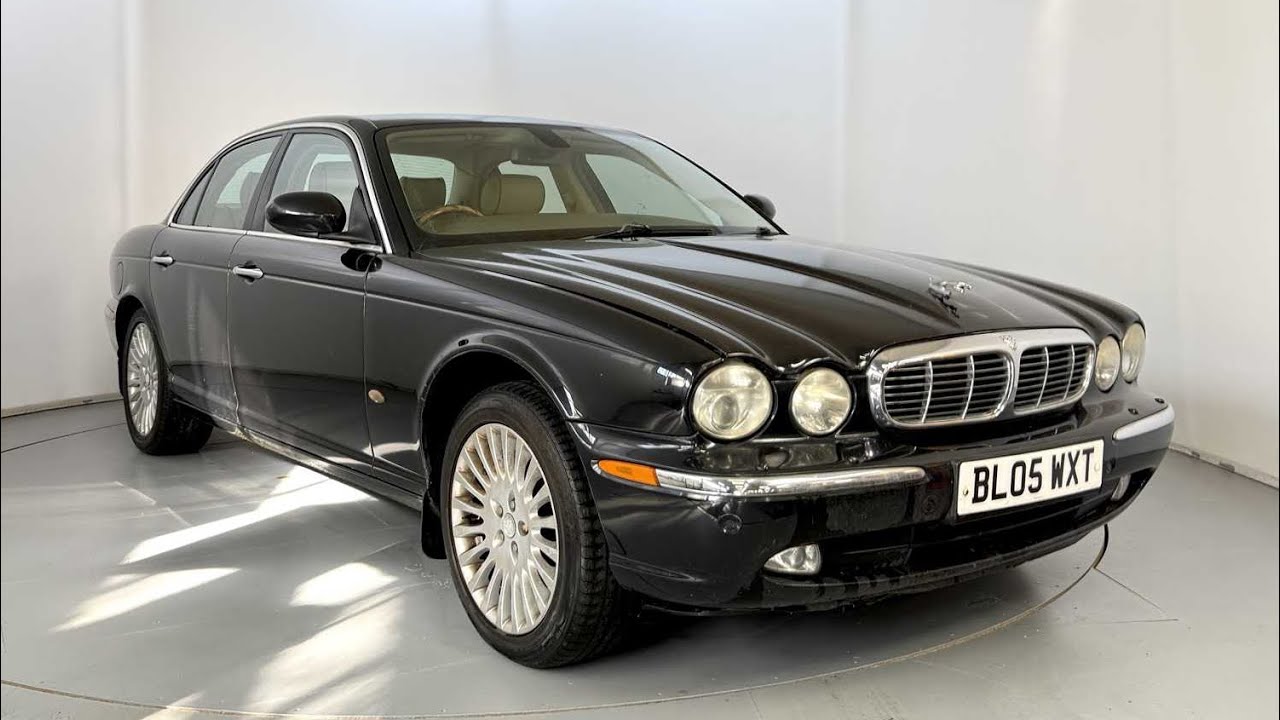 Ягуар XJ
