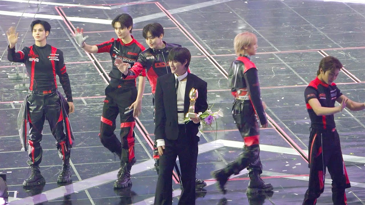 251124  KGMA 출연자 퇴장 인사 직캠 [ATEEZ  THE BOYZ BOYNEXTDOOR CRAVITY WOODZ ALLDAY PROJECT]