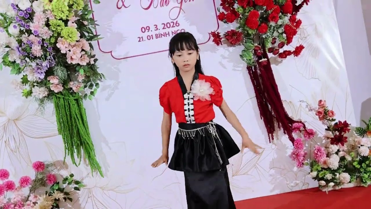 MÚA ĐƠN BÉ GÁI MỪNG LỄ THÀNH HÔN VĂN HẢI & BẢO YÊN TẠI BẢN TAPO PHƯỜNG ĐIỆN BIÊN PHỦ TỈNH ĐIỆN BIÊN