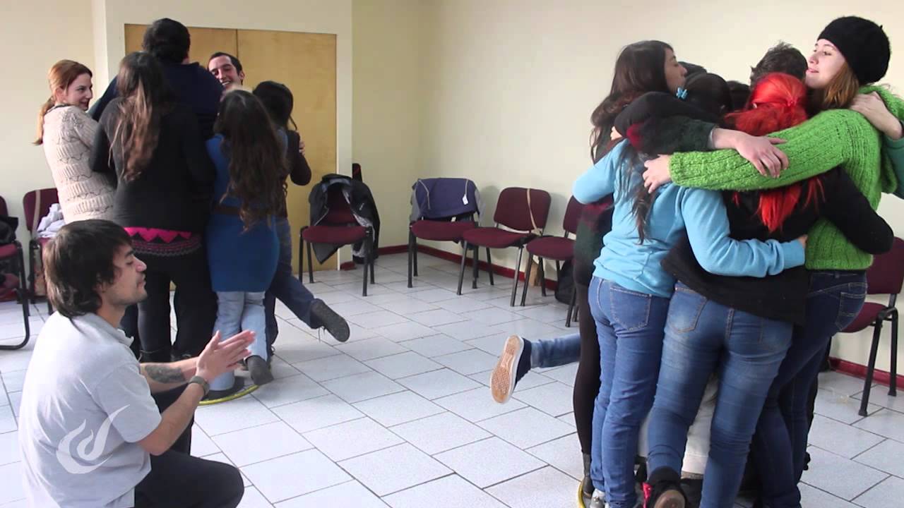 Todos Adentro