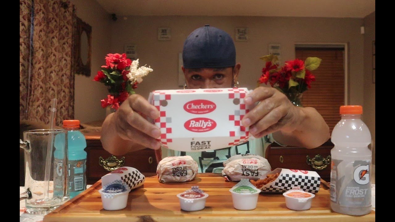 ASMR CHECKERS|CLASSIC MOTHER CRUNCHER,BBQ BACON BUFORD, SEASON TENDERS, MOZZARELLA STICKS AND FRIES