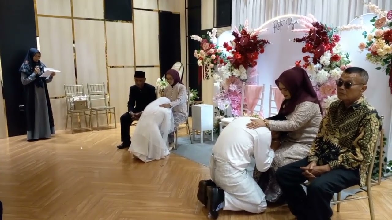 BU ASTI | MUPUHUAN SUNGKEM | AKAD NIKAH RITA & PUJA