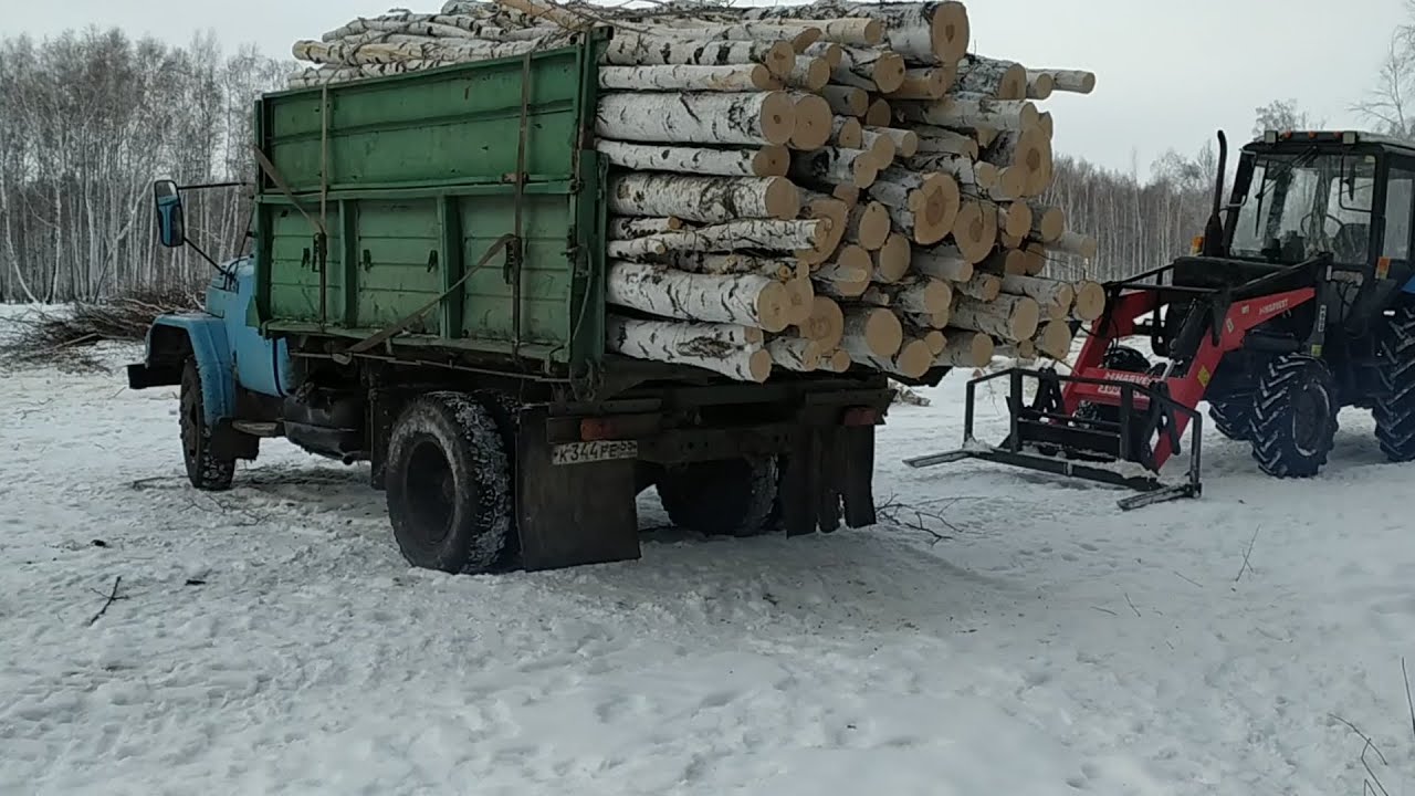 На УРАЛЕ вырвало ступицу. Едем в деляну за березой УРАЛ и ЗИЛ-130.