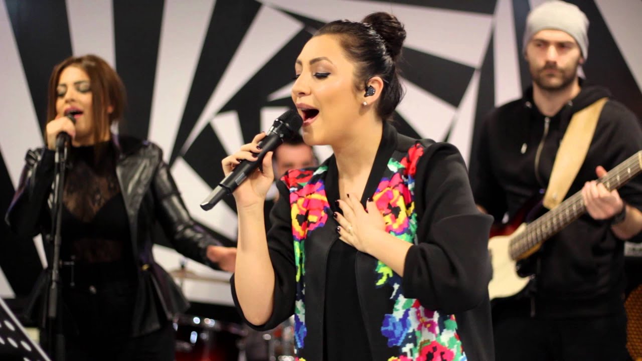 Andra - Hai hai lângă mine stai COVER (LIVE @ RADIO 21)