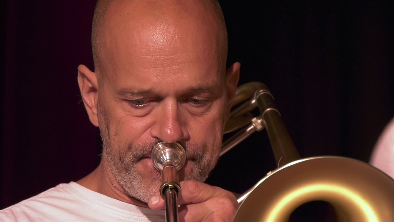 THE JAZZ WORKSHOP ENSEMBLE (Ltg. Rainer Glas) - Mambo Influenciado (Chucho Valdes)