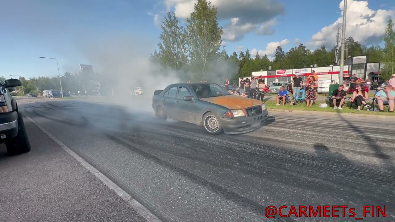 INSANE BURNOUTS!! - Järvenpää Cruising 7.2023 (4k)