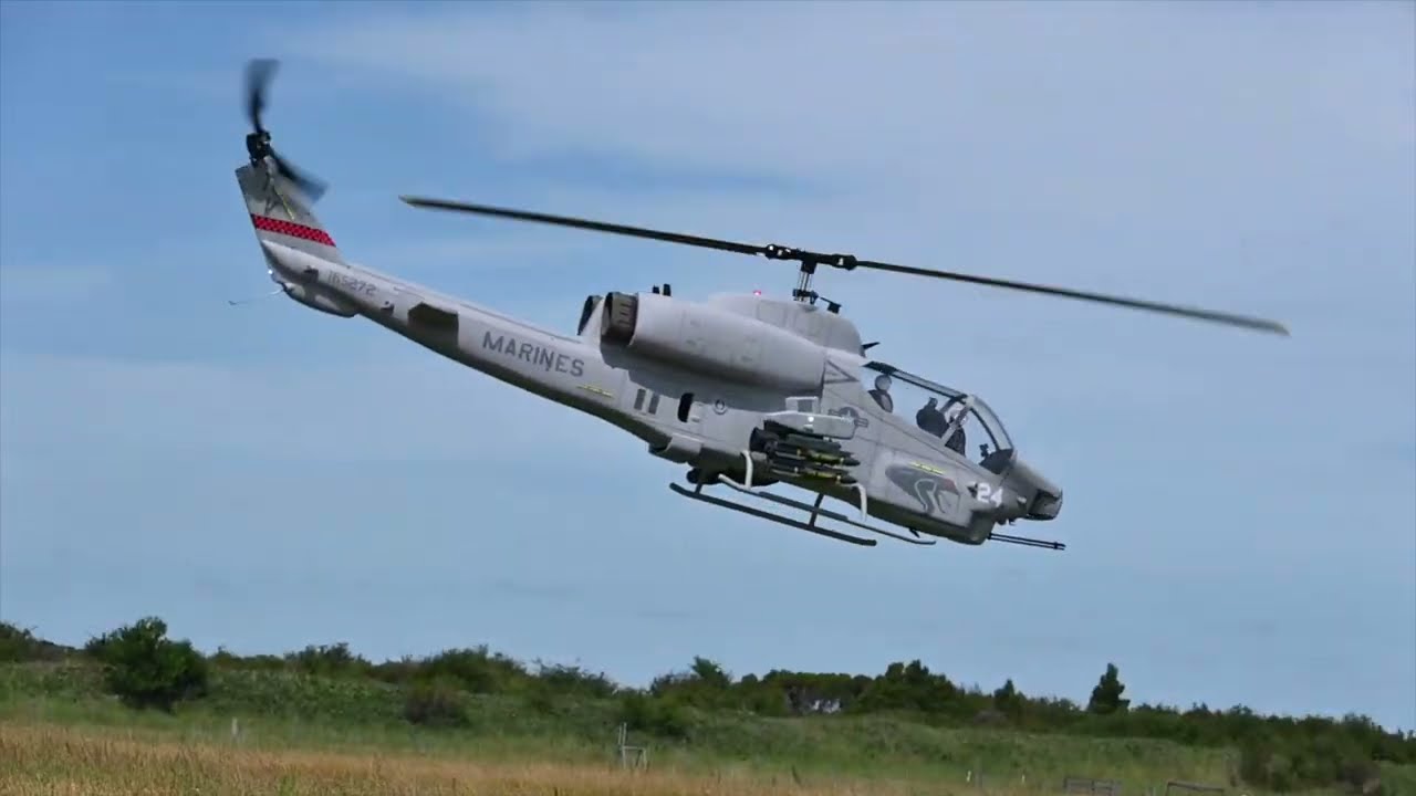 Roban Bell AH-1W Super Cobra