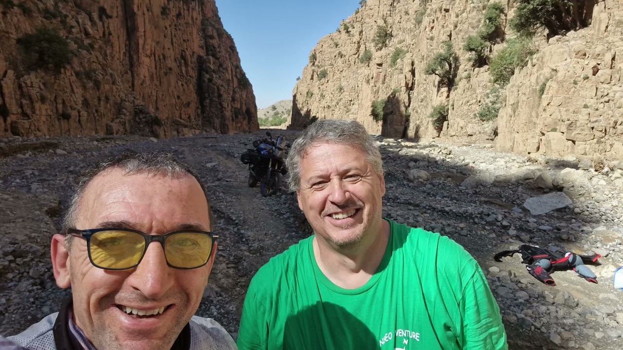 Le Maroc en moto   EP 1  Le cirque de Jaffar