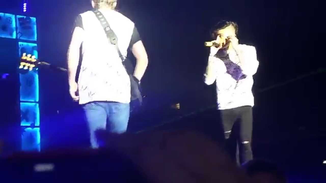 Little White Lies One Direction Adelaide 17/02/15