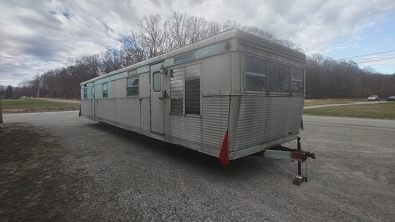 The Moment a 1957 Spartan Imperial Villa Moves for the First Time in Decades