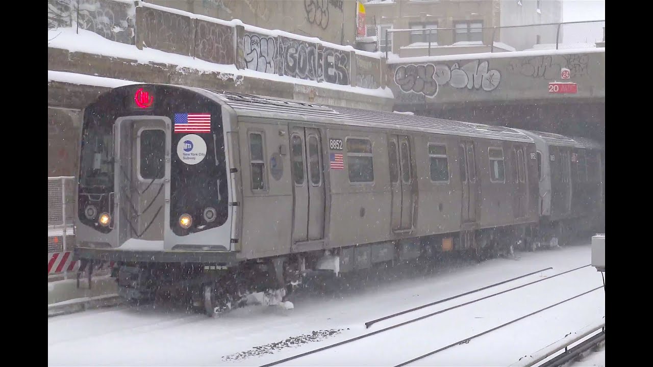 ⁴ᴷ Winter Storm Jonas: N trains and Diesel Sweeper Trains on the Sea Beach Line