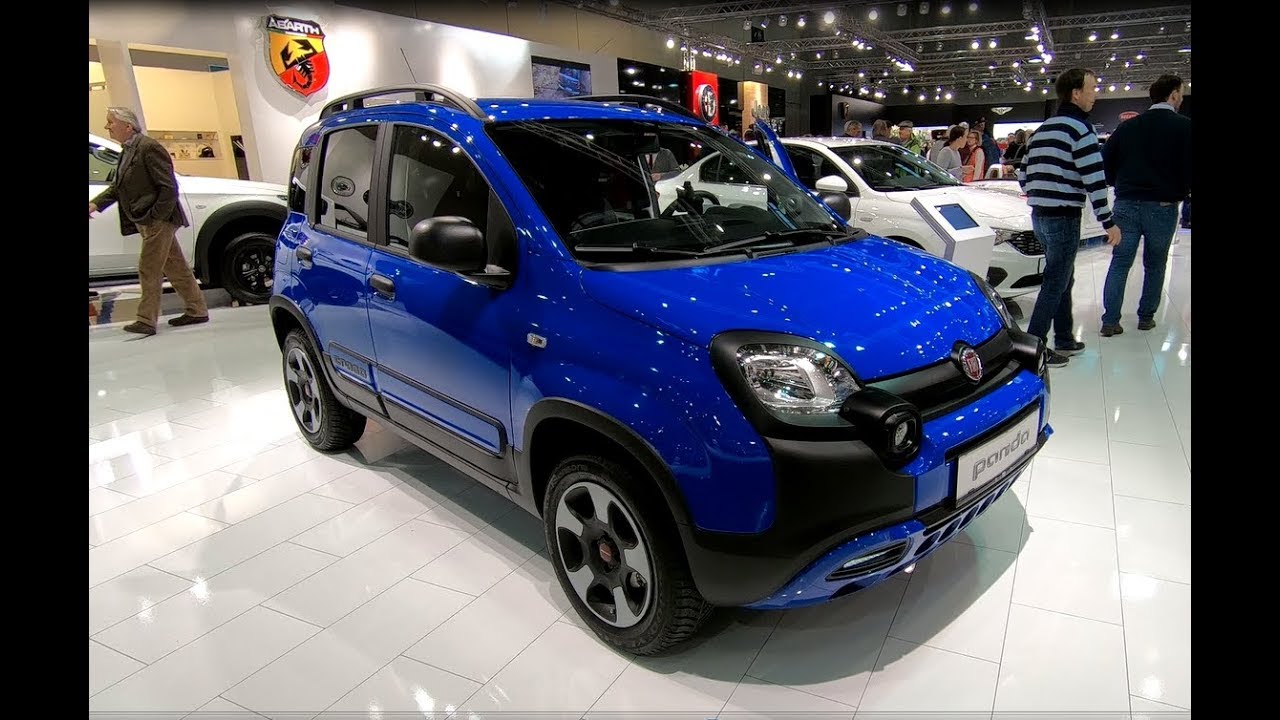 Fiat Panda City Cross new model mini city SUV giotto blue + gelato white walkaround + interior K0256