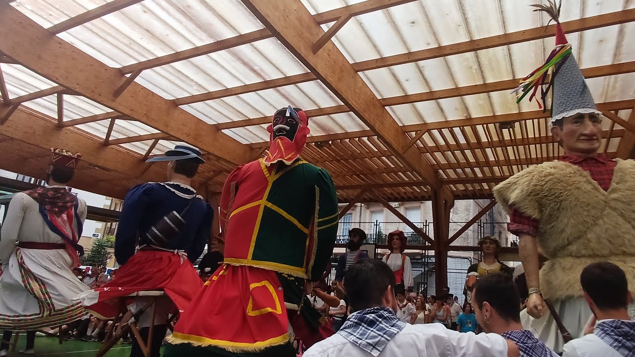 Vals Gigantes de San Juan en Fiestas de Errenteria | 25 de Julio de 2025