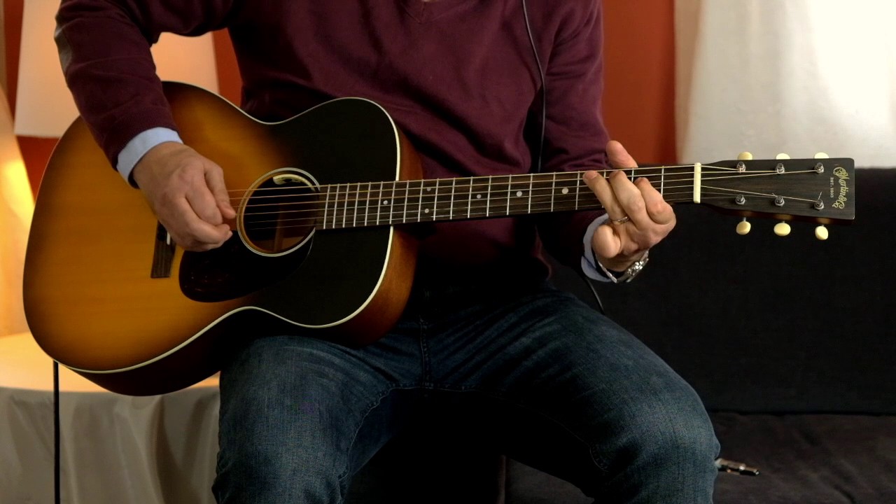 Martin 000-17 (L.R. Baggs Anthem) on Schertler Jam100