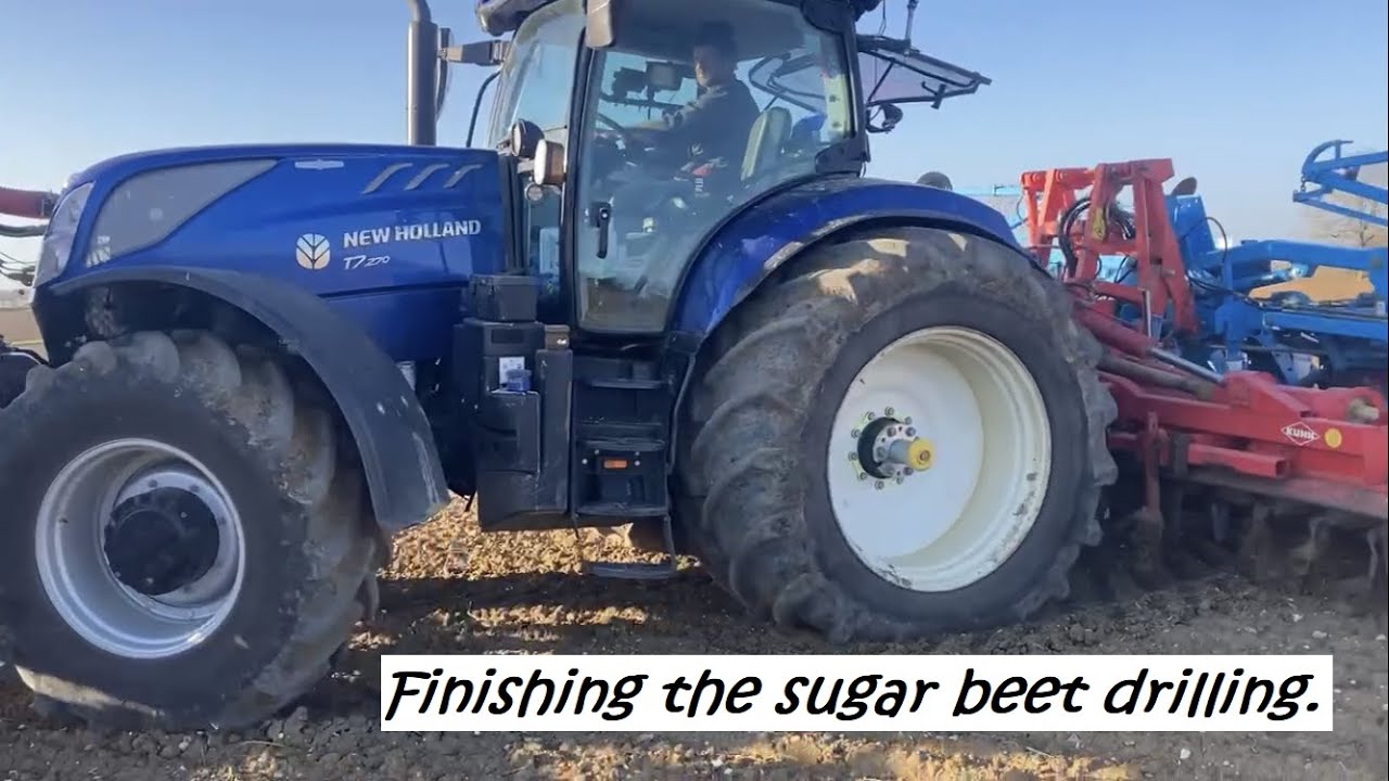 New Holland T7.270 finishes drilling the sugar beet for 2023.