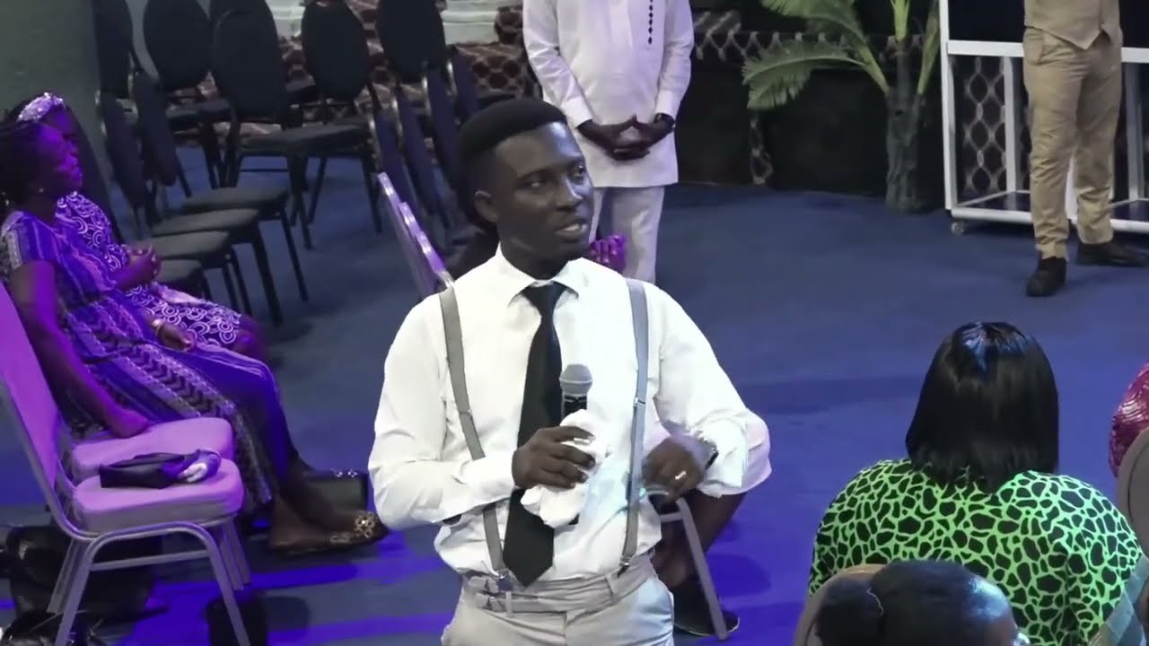 AN ANGEL OF GOD DELIVERED HER PARCEL DURING SERVICE
