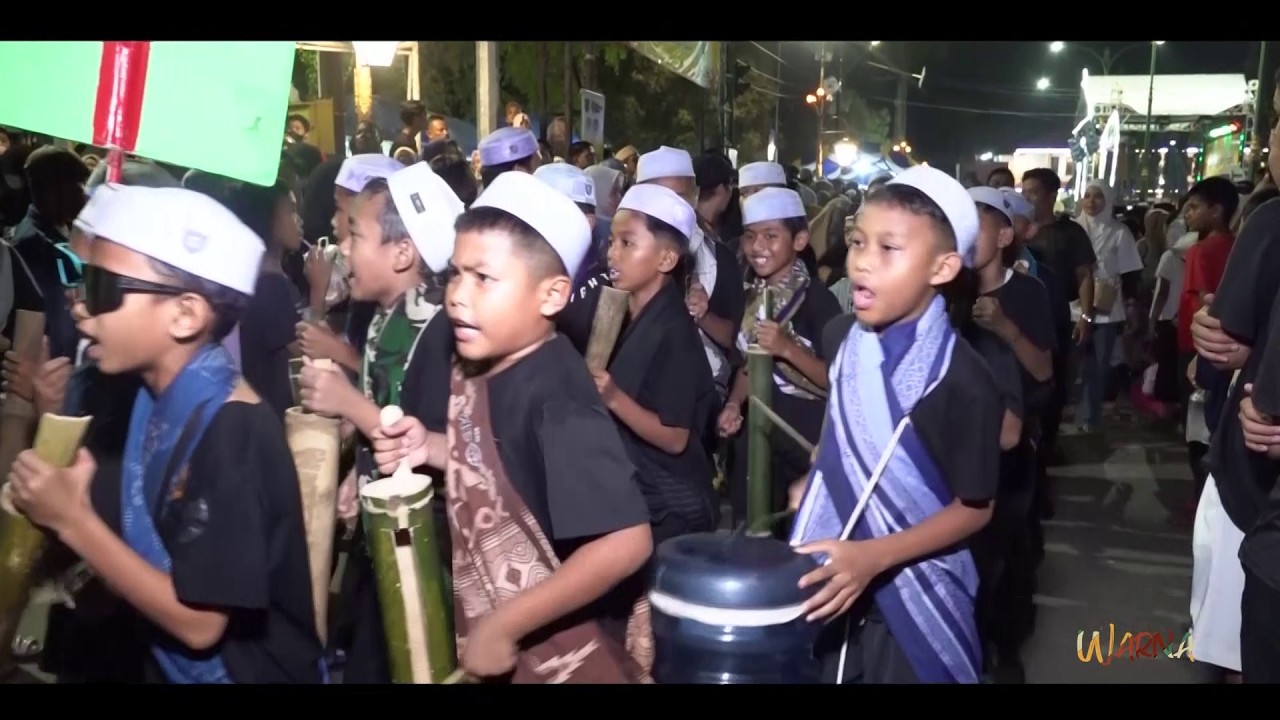 Semarak Ramadhan Melalui Tradisi Lomba Talintingan ( Bagarakan Sahur ) | Warna