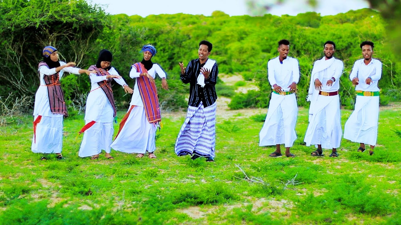 Abwaan Nuur Dhaanto Cusub Beesha Diini Xasaan New Video Dhaanto Kooxda Qaran Band