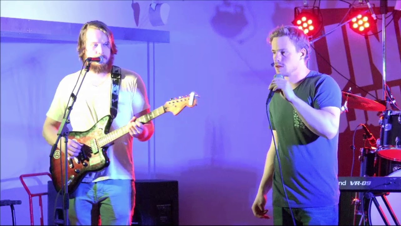 Sukkelade, brus og energidrikk live, p&aring; Gj&oslash;vik