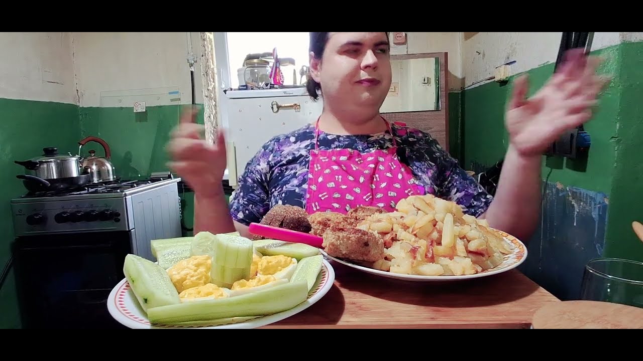 Мукбанг 😋 обжорство 😋 возьми огурец и картофель 🥔 попадёшь в рай