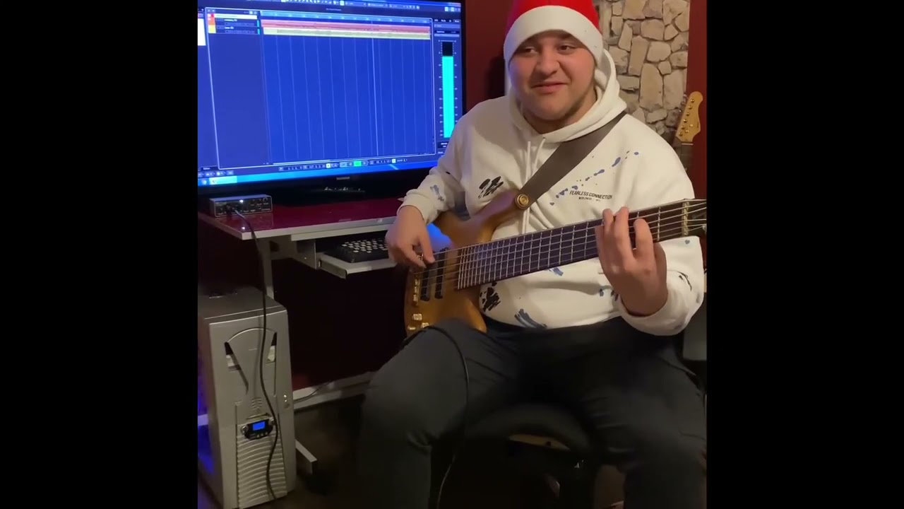 Stevie Wonder - Sir Duke  ( Bass cover Milen chakarov )