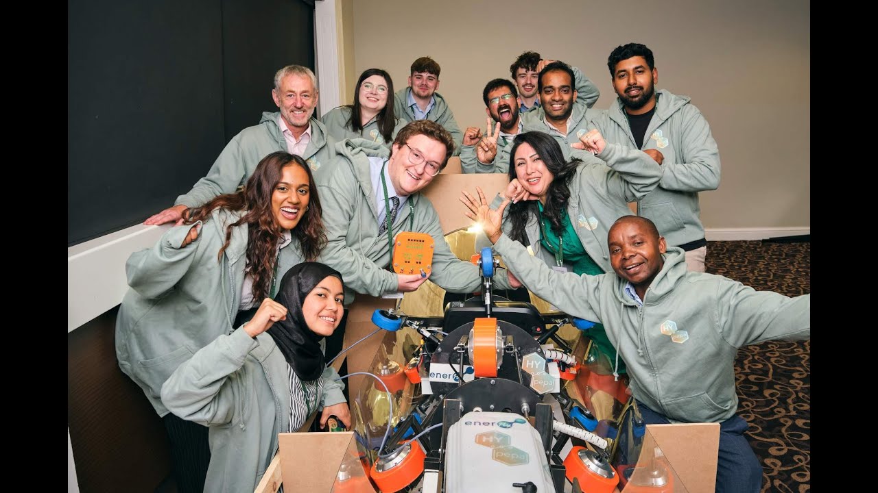 Engineering the future: EnerHy PhD students take on hydrogen pipeline challenge