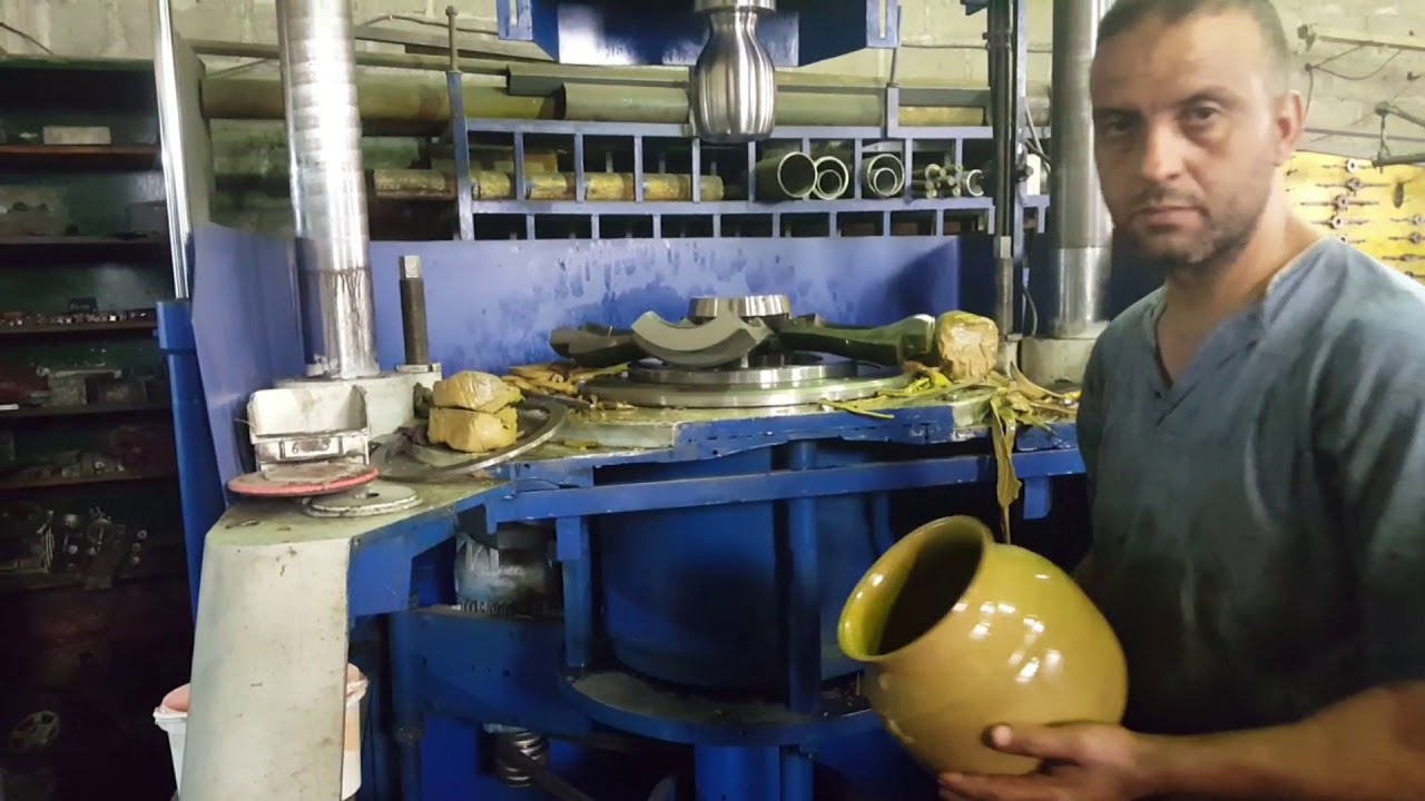 Machine de poterie HAMID HANSAL TOURNEUR FRAISEUR