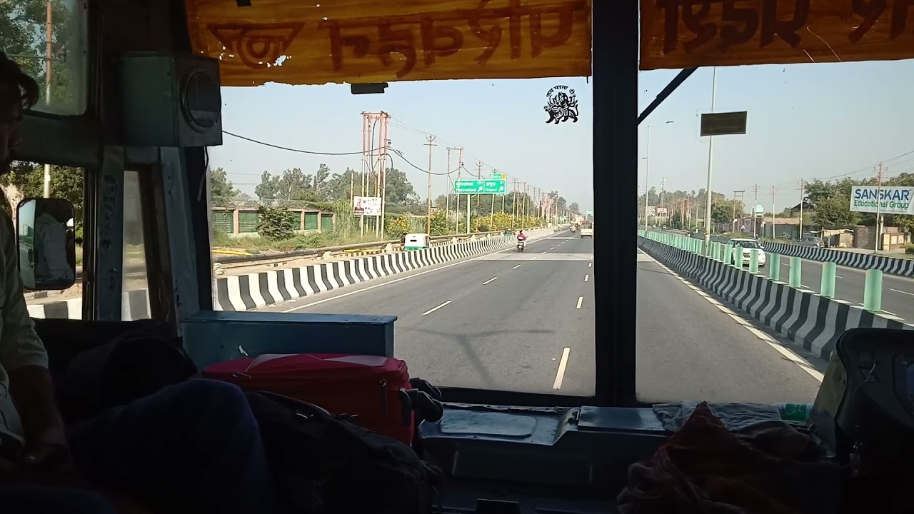 UP Roadways Bus || Running in full Speed
