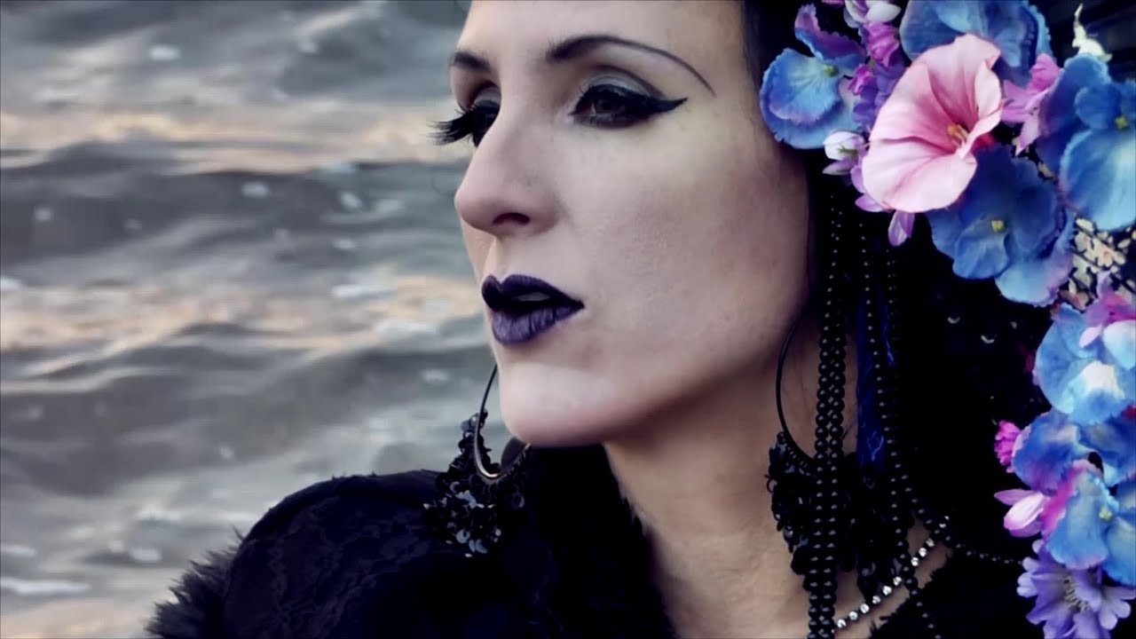 Bianca Stücker - In The Midst Of Life | official music video