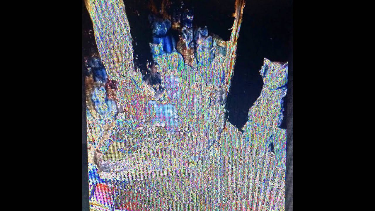Crystal Castles - Frail (2015)