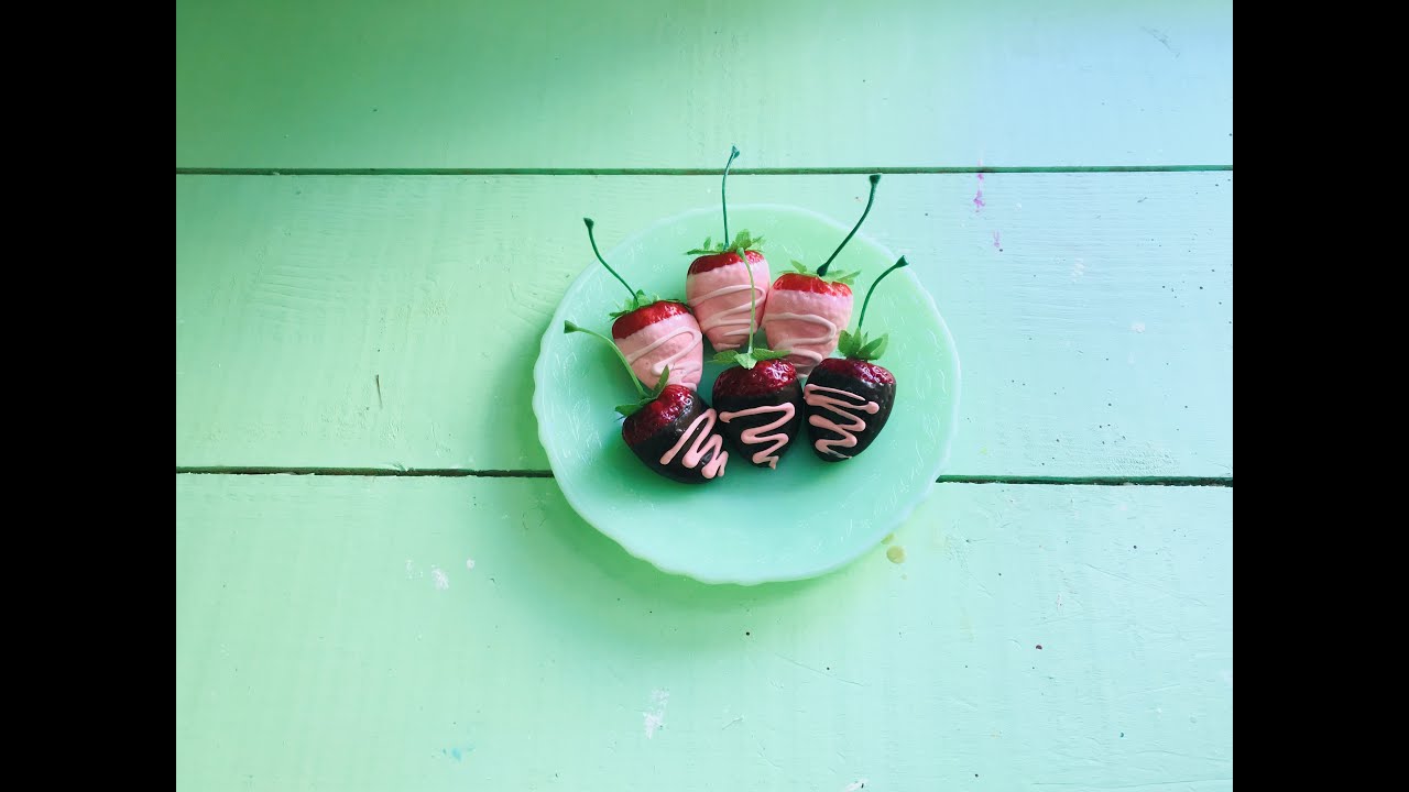 Fake Dipped Strawberries